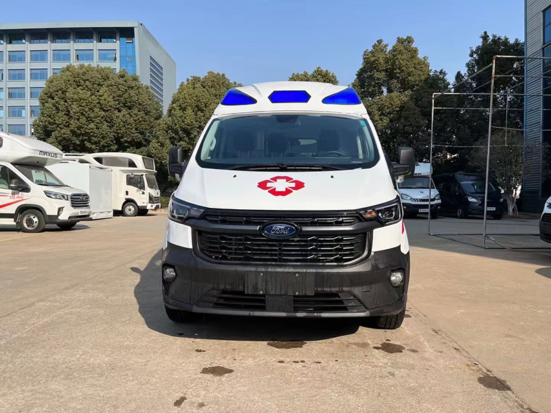 2023款福特V362救護(hù)車